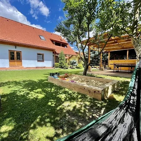 Kapina Sk - Dom Marko A Natalia