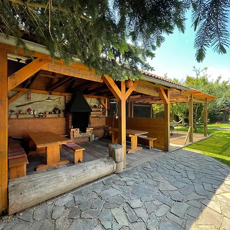 Kapina Sk - Dom Marko A Natalia Guest house *